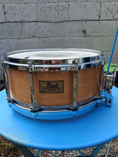 Pearl Freefloating Snare