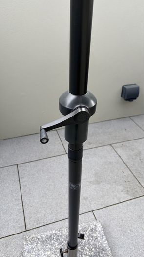 parasol and base
