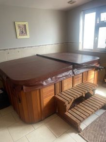 Hot tub and Sauna