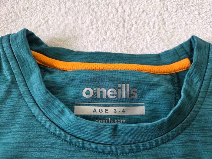 Donegal Gaelic Football Jumper Sweatshirt 2016 to 2017 Children 3 to 4 Years Old