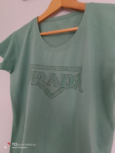 women's summer T-shirt. Size 10/12