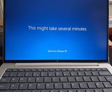 HP EliteBook 8 G1i 14 inch Notebook AI PC