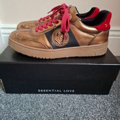 Carmela trainers