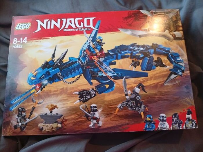 LEGO Ninjago Stormbringer 70652 Brand New, Sealed
