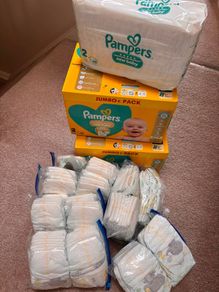 Pampers nappies (size 2)