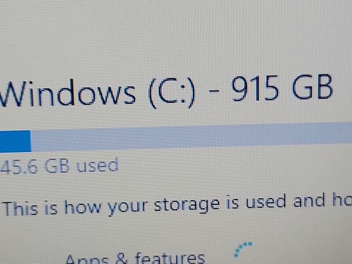 HP Pavilion 15.6 inch Laptop, Model, 15-aw012na, AMD A9-9410 Radeon R5 Graphics, 5 Compute cores 2C + 3G 2.9GHz, 8GB Ram, 1 Terrabyte HDD, Windows 10, Microsoft Edge, Chrome, and VLC