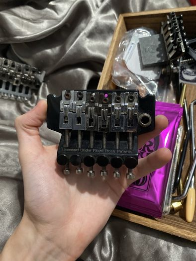 Licensed Floyd rose bridge