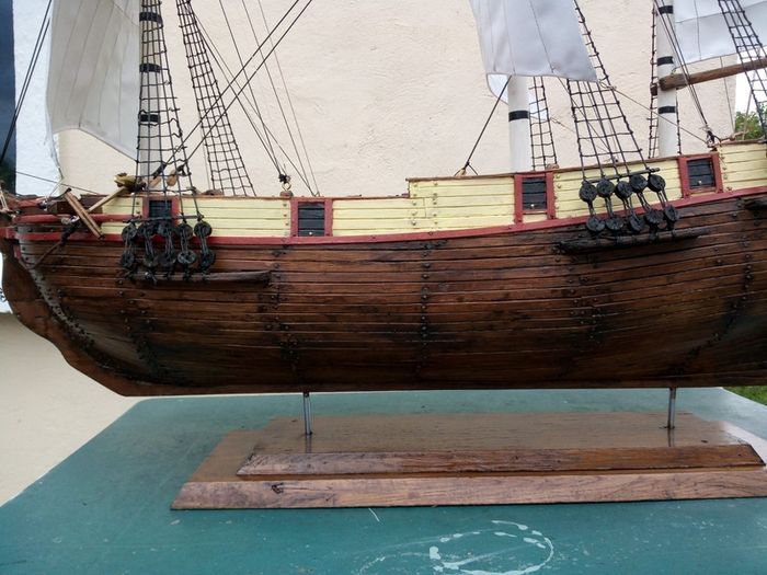 Handmade model ship-12gun briganteen Sarah from Patrick O'Brien novels
