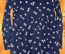 Age 8-10 H&M daisy dress