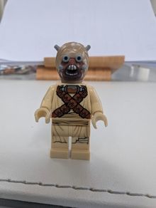 100% Lego Minifigure - Tusken Raider - Dark Tan Head Star Wars sw0620
