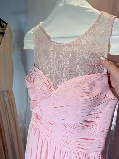 Blush Pink Sleeveless Lace Chiffon Evening Gown