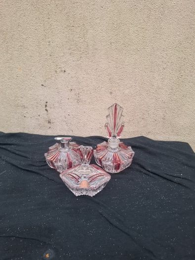 Vintage perfume bottle set
