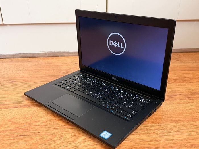 Dell Latitude 7290 i5 8th gen 512gb SSD