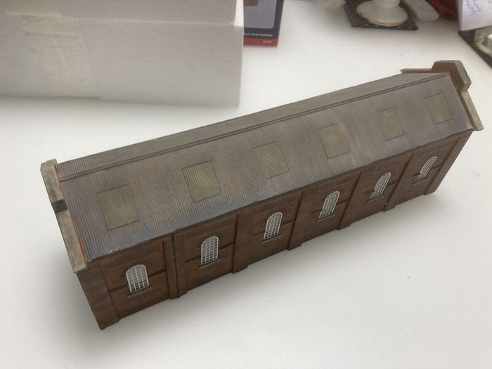 Bachmann Scenecraft 44-173 Brick Servicing Depot 00 Scale