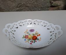 Vintage small fruit bowl