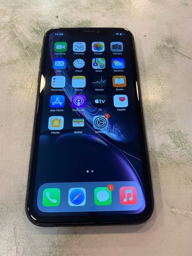 iPhone XR