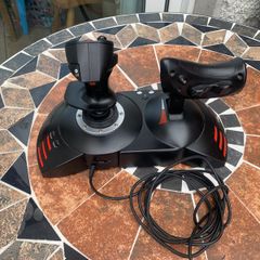 Thrust Master T-Flight hotas x v.2
