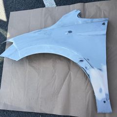 VW Touran 2016 Passenger-Side Front Wing