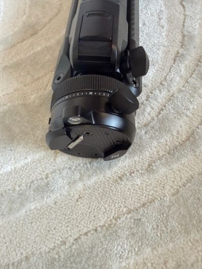 Brand New Peak Design Carbon Fibre Tripod Pro