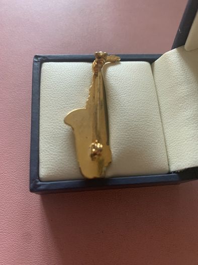 Saxophone Brooch
