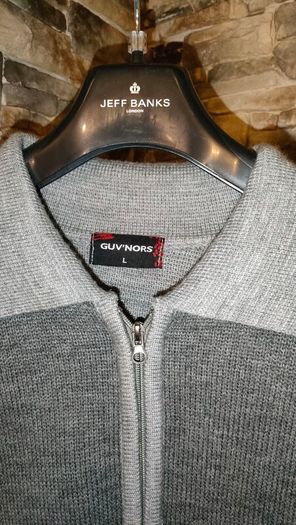 Guv'nors vintage style cardigan Size large Great condition Very retro