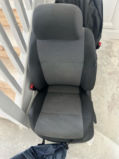 Volkswagen Caddy Mk4 Trendline Seats