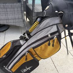 Left Hand Junior set of clubs and Carry Stand Bag