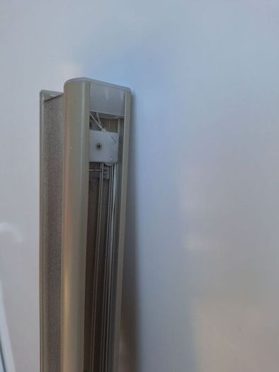 blinds beige colour
