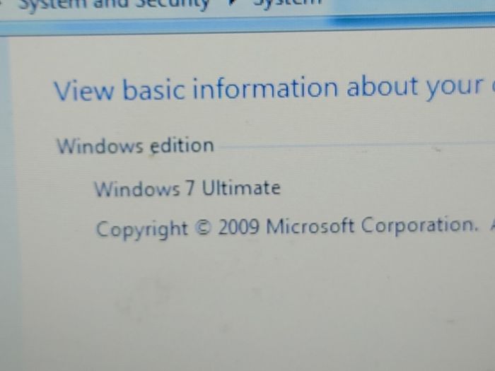 Samsung R530, Red, Intel Pentium Dual Core CPU T4400, 2.2GHz, Windows 7 Ultimate 32 bit, 4GB Ram, 150GB HDD, Opera, Chrome and VLC