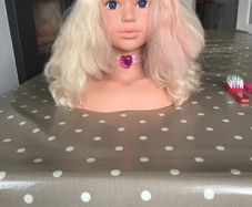 Girls doll head