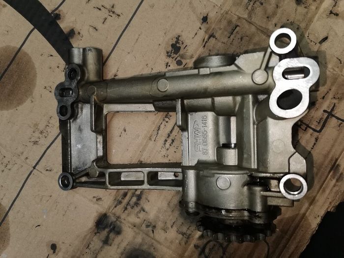 M57 oil pump