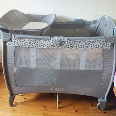 Baby crib
