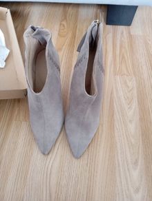 Womens shoes