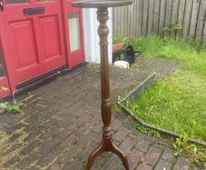 Tall Edwardian mahogany plant stand