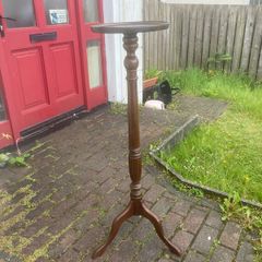 Tall Edwardian mahogany plant stand