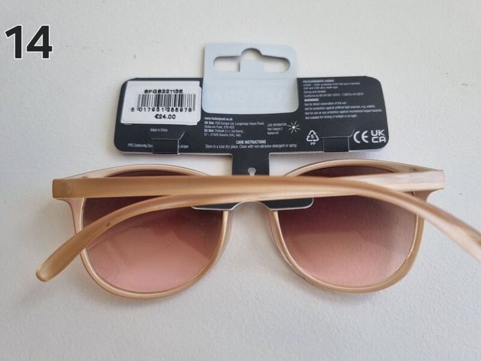 Foster Grant Sunglasses Brand New (2 for 15 Euro)