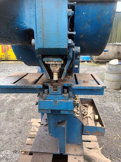 Iron Worker, Metal Ban Saw