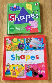 Shape books X 2 for 8 euro