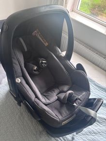 Maxi Cosi Car Set & Iso Fix Base