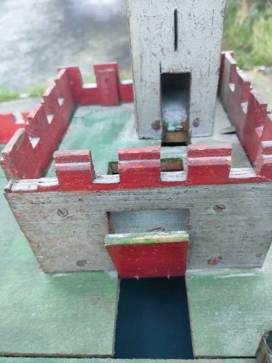1928 vintage wooden fort.