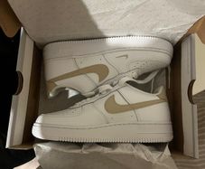 Nike AirForce 1
