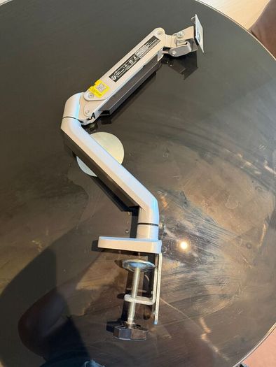 Monitor arm