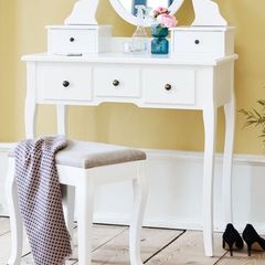 vanity table