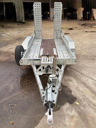 Plant Trailer