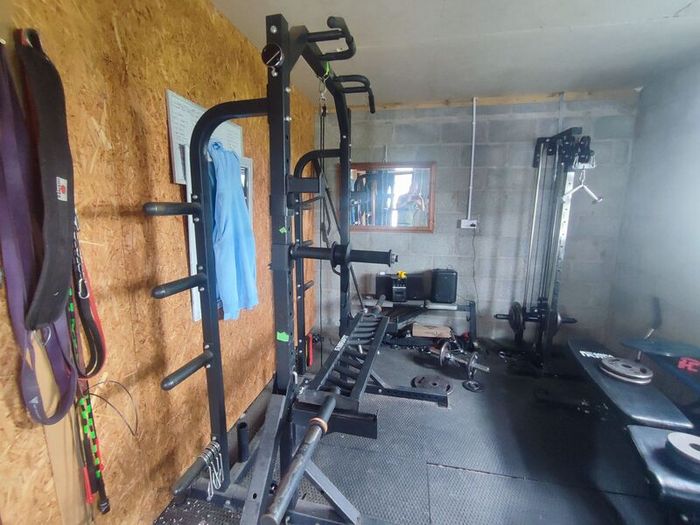 Gym Half Rack + Attachments  Home Gym Package
