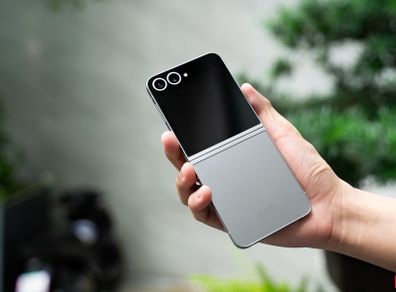 Samsung flip 6