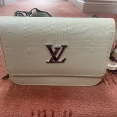 Cream crossover bag