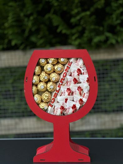Red Wine Glass Gift Box - Toblerone, Ferrero & Raffaello