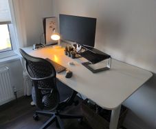 IKEA Bekant Electric Sit/Stand Desk