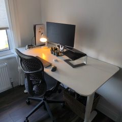 IKEA Bekant Electric Sit/Stand Desk